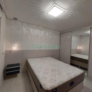 Apto Mobiliado com 53m², 1 dormitório, 1 vaga, no bairro Centro em Caxias do Sul para Alugar