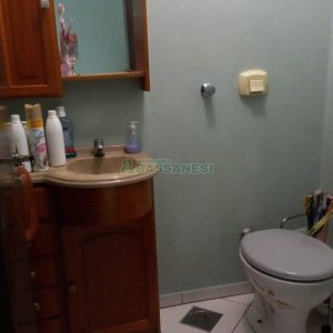 Loja com 54m², no bairro Sagrada Família em Caxias do Sul para Comprar