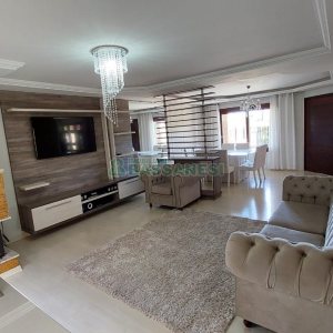 Casa com 213m², 3 dormitórios, 4 vagas, no bairro Desvio Rizzo em Caxias do Sul para Comprar