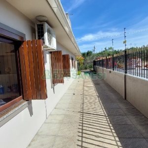 Casa com 213m², 3 dormitórios, 4 vagas, no bairro Desvio Rizzo em Caxias do Sul para Comprar
