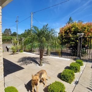 Casa com 213m², 3 dormitórios, 4 vagas, no bairro Desvio Rizzo em Caxias do Sul para Comprar