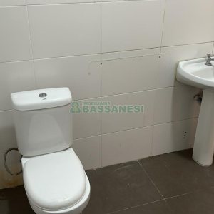 Sala com 280m², no bairro Centro em Caxias do Sul para Alugar