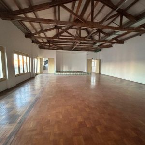 Sala com 280m², no bairro Centro em Caxias do Sul para Alugar