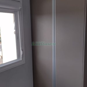 Sobrado com 73m², 3 dormitórios, 1 vaga, no bairro Esplanada em Caxias do Sul para Comprar