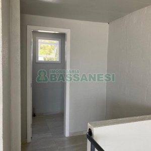 Pavilhão com 483m², no bairro São Virgílio em Caxias do Sul para Alugar