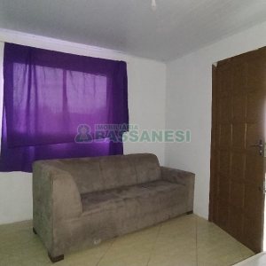 Casa com 60m², 2 dormitórios, no bairro Fatima em Caxias do Sul para Comprar