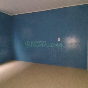 Casa com 60m², 2 dormitórios, no bairro Fatima em Caxias do Sul para Comprar