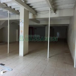 Loja com 402m², no bairro Cristo Redentor em Caxias do Sul para Comprar