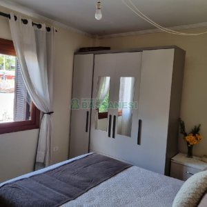 Casa com 132m², 4 dormitórios, 1 vaga, no bairro Rio Branco em Caxias do Sul para Comprar