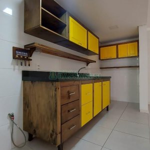 Apartamento com 92m², 2 dormitórios, 2 vagas, no bairro Sanvitto em Caxias do Sul para Comprar