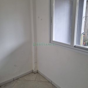Sobrado com 76m², 3 dormitórios, 1 vaga, no bairro Colina Sorriso em Caxias do Sul para Comprar