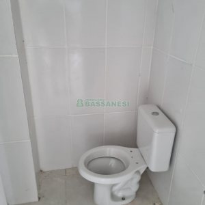 Sobrado com 76m², 3 dormitórios, 1 vaga, no bairro Colina Sorriso em Caxias do Sul para Comprar