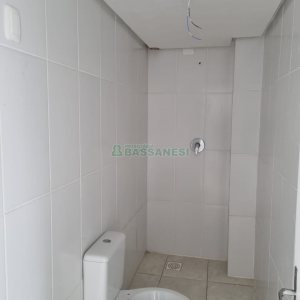 Sobrado com 76m², 3 dormitórios, 1 vaga, no bairro Colina Sorriso em Caxias do Sul para Comprar