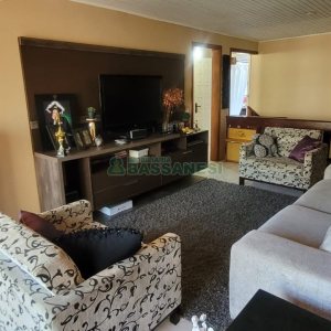 Apartamento com 164m², 4 dormitórios, 2 vagas, no bairro Pio X em Caxias do Sul para Comprar