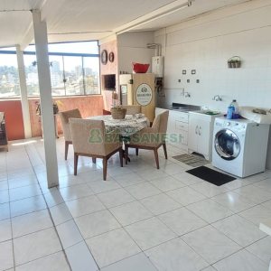 Apartamento com 164m², 4 dormitórios, 2 vagas, no bairro Pio X em Caxias do Sul para Comprar