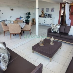 Apartamento com 164m², 4 dormitórios, 2 vagas, no bairro Pio X em Caxias do Sul para Comprar