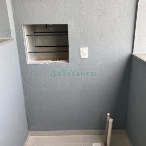 Apartamento com 65m², 2 dormitórios, 1 vaga, no bairro Panazzolo em Caxias do Sul para Alugar