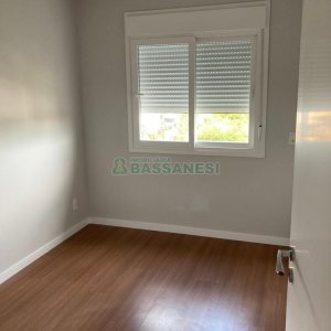Apartamento com 65m², 2 dormitórios, 1 vaga, no bairro Panazzolo em Caxias do Sul para Alugar