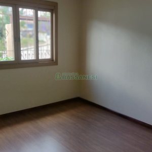 Casa com 115m², 3 dormitórios, 1 vaga, no bairro Desvio Rizzo em Caxias do Sul para Comprar