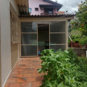 Casa com 115m², 3 dormitórios, 1 vaga, no bairro Desvio Rizzo em Caxias do Sul para Comprar