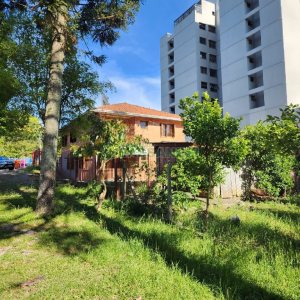 Casa, no bairro Santa Catarina em Caxias do Sul para Comprar