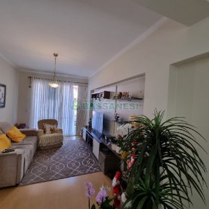 Apartamento com 110m², 3 dormitórios, 2 vagas, no bairro Universitário em Caxias do Sul para Comprar
