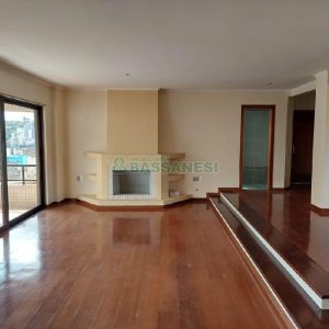Apartamento com 230m², 2 dormitórios, 2 vagas, no bairro Lourdes em Caxias do Sul para Alugar ou Comprar