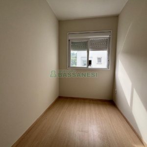 Apto Mobiliado com 52m², 2 dormitórios, 1 vaga, no bairro São Luiz em Caxias do Sul para Alugar