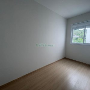 Apartamento com 52m², 2 dormitórios, 1 vaga, no bairro São Luiz em Caxias do Sul para Alugar