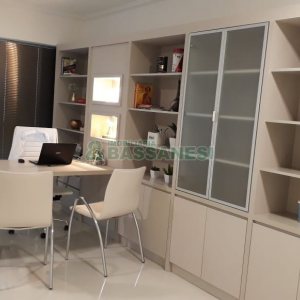 Sala com 40m², 1 vaga, no bairro Pio X em Caxias do Sul para Comprar
