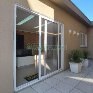 Apto Mobiliado com 277m², 2 dormitórios, 4 vagas, no bairro Jardim América em Caxias do Sul para Alugar ou Comprar