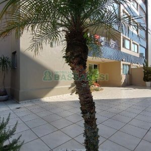 Apto Mobiliado com 277m², 2 dormitórios, 4 vagas, no bairro Jardim América em Caxias do Sul para Alugar ou Comprar