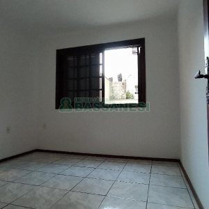 Apartamento com 110m², 2 dormitórios, 1 vaga, no bairro Medianeira em Caxias do Sul para Alugar