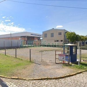 Terreno com 741m², no bairro Cinqüentenário em Caxias do Sul para Comprar