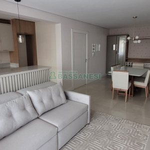 Apartamento com 165m², 3 dormitórios, 3 vagas, no bairro Pio X em Caxias do Sul para Comprar