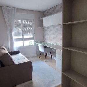 Apartamento com 165m², 3 dormitórios, 3 vagas, no bairro Pio X em Caxias do Sul para Comprar