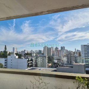Apto/Cobertura com 297m², 3 dormitórios, 3 vagas, no bairro Lourdes em Caxias do Sul para Comprar