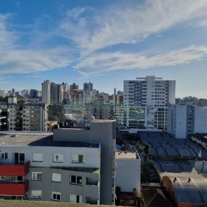 Apto/Cobertura com 297m², 3 dormitórios, 3 vagas, no bairro Lourdes em Caxias do Sul para Comprar