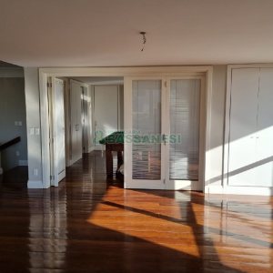 Apto/Cobertura com 297m², 3 dormitórios, 3 vagas, no bairro Lourdes em Caxias do Sul para Comprar