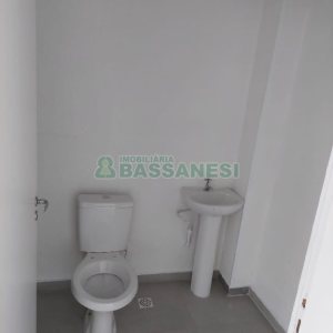 Sala com 125m², no bairro Rio Branco em Caxias do Sul para Alugar