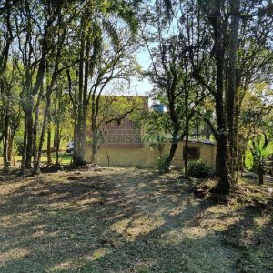 Chácara com 80m², no bairro Forqueta em Caxias do Sul para Comprar