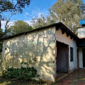 Chácara com 80m², no bairro Forqueta em Caxias do Sul para Comprar