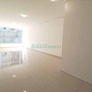 Loja com 90m², no bairro Pio X em Caxias do Sul para Alugar