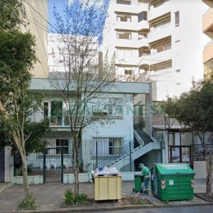 Casa Comercial com 242m², no bairro Centro em Caxias do Sul para Comprar