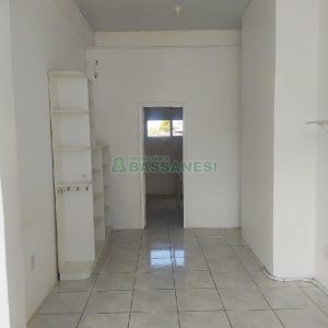 Loja com 80m², no bairro Desvio Rizzo em Caxias do Sul para Alugar