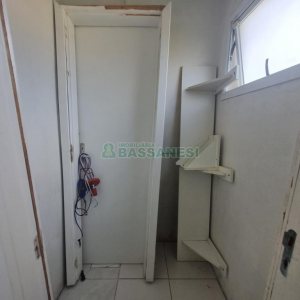 Loja com 80m², no bairro Desvio Rizzo em Caxias do Sul para Alugar