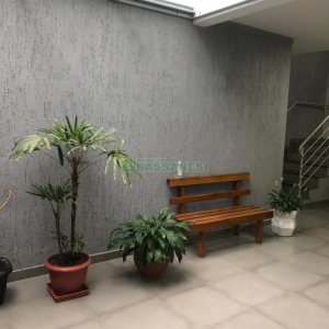 Apartamento com 56m², 2 dormitórios, 1 vaga, no bairro Kayser em Caxias do Sul para Alugar