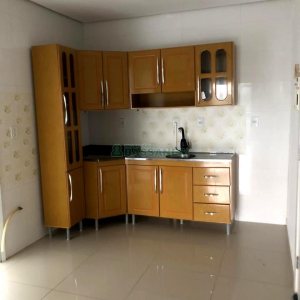 Apartamento com 56m², 2 dormitórios, 1 vaga, no bairro Kayser em Caxias do Sul para Alugar