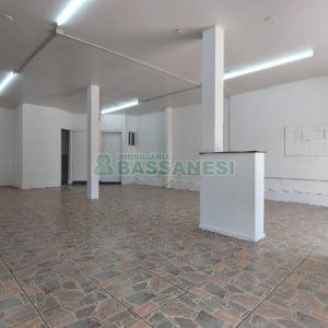 Loja com 100m², no bairro Centro em Caxias do Sul para Alugar