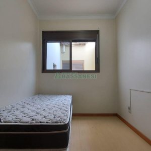 Apartamento com 100m², 3 dormitórios, 2 vagas, no bairro São Pelegrino em Caxias do Sul para Comprar